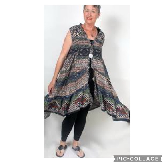 Tienda Ho 60’s Boho Multicolored Mixed Print Ruffled Flounced Vest OS - Picture 14 of 14